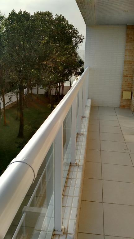 Indaia Apartamento De Frente Ao Mar Lejlighed Bertioga Eksteriør billede